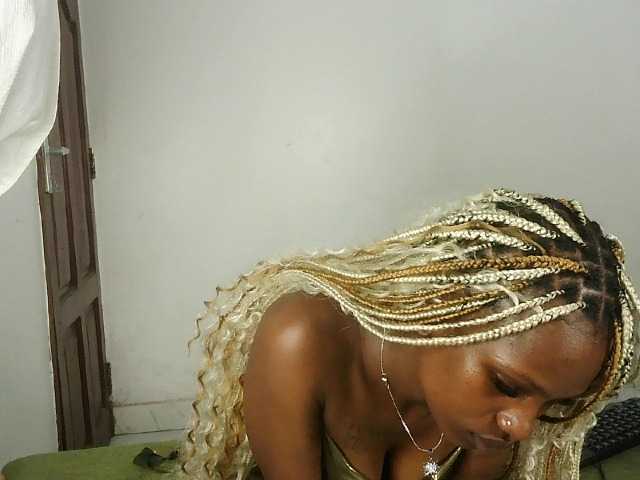 NinaPenda BongaCams Model