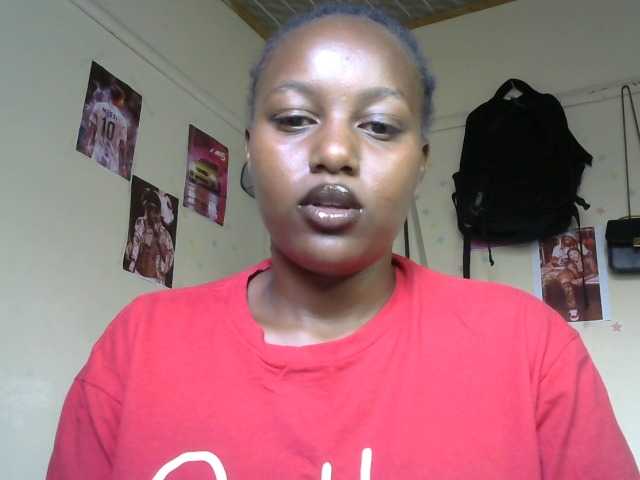 luuhbiih BongaCams Model