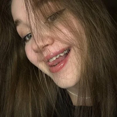 AmiLewis Stripchat Model