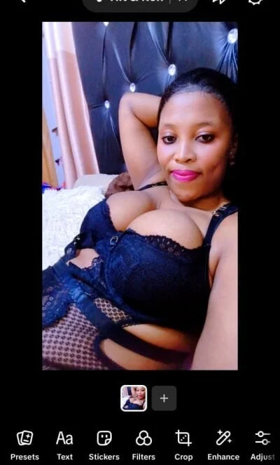 Bootyclit87xx Stripchat Model