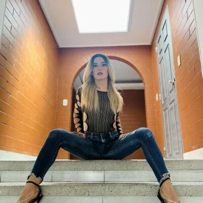 Camiiniieves-এর শো-এর শেষ স্ক্রিনশট