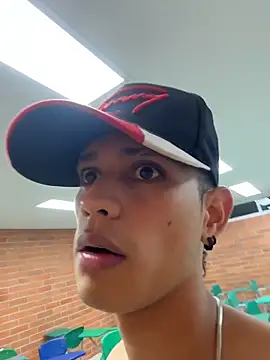 HarryGaze-এর শো-এর শেষ স্ক্রিনশট