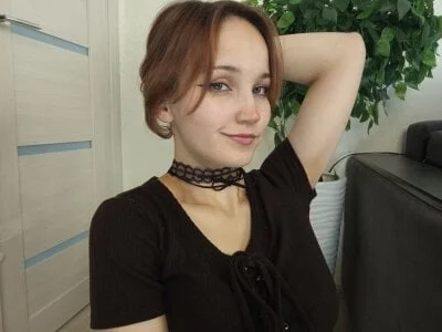 OnaMac Stripchat Model