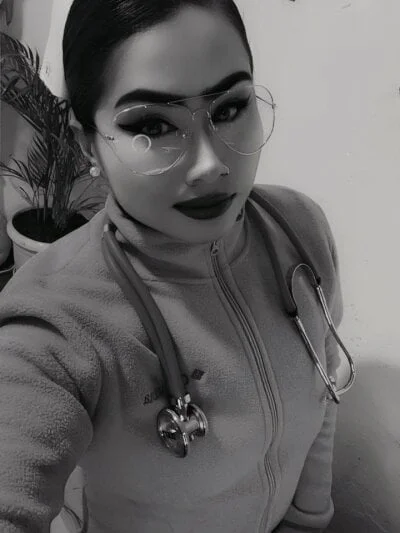 Sweet__Nurse1 Stripchat Model