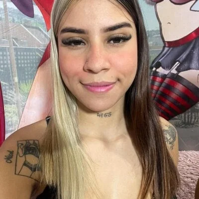 amazing_group_hot69 Stripchat Model