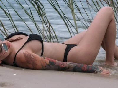 maakimo Stripchat Model