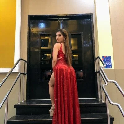 mayashots Stripchat Model