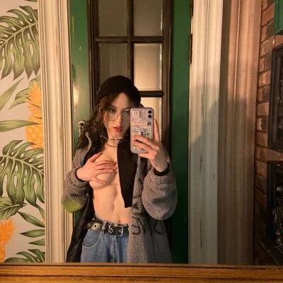 yamy_yamy_yamy Stripchat Model